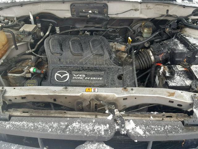 4F2CZ96113KM55701 - 2003 MAZDA TRIBUTE ES 银色 照片 7