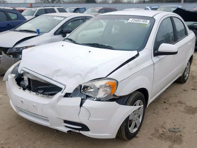 KL1TD5DE1AB081463 - 2010 CHEVROLET AVEO LS WHITE photo 2