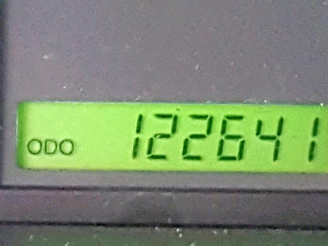 KL1TD5DE1AB081463 - 2010 CHEVROLET AVEO LS WHITE photo 8