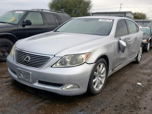 JTHGL46FX75017957 - 2007 LEXUS LS 460L SILVER photo 2