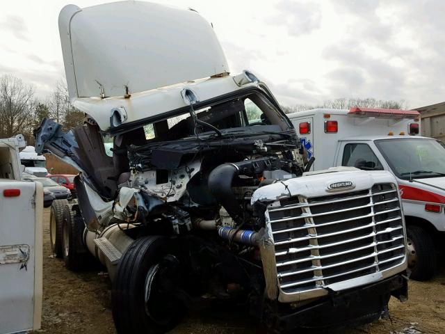 1FUJGEDV1DSBV1017 - 2013 FREIGHTLINER CASCADIA 1 WHITE photo 1