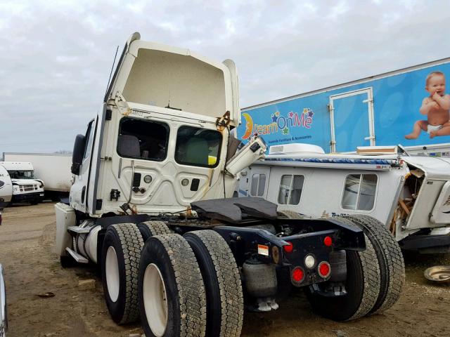 1FUJGEDV1DSBV1017 - 2013 FREIGHTLINER CASCADIA 1 WHITE photo 3