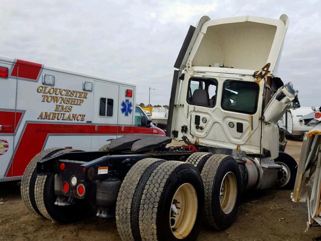 1FUJGEDV1DSBV1017 - 2013 FREIGHTLINER CASCADIA 1 WHITE photo 4