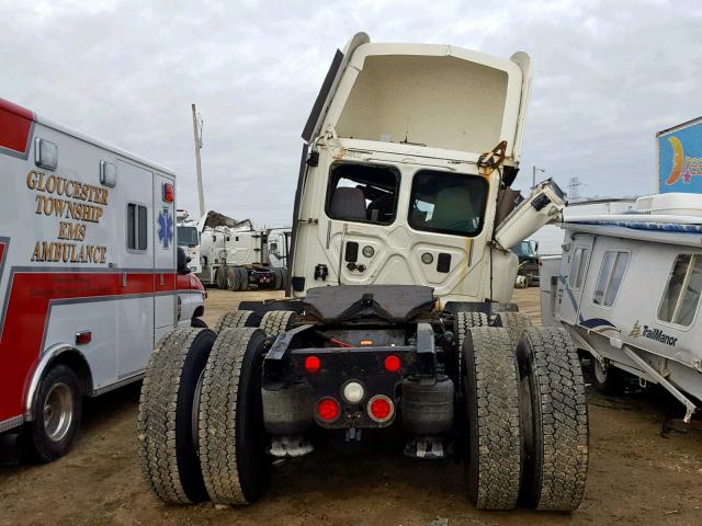 1FUJGEDV1DSBV1017 - 2013 FREIGHTLINER CASCADIA 1 WHITE photo 6