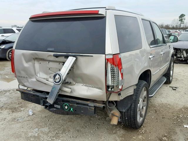 1GYEC63838R151868 - 2008 CADILLAC ESCALADE L TAN photo 4