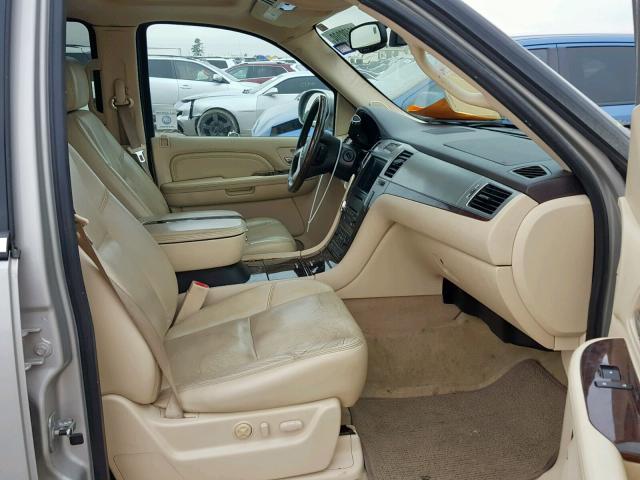 1GYEC63838R151868 - 2008 CADILLAC ESCALADE L TAN photo 5