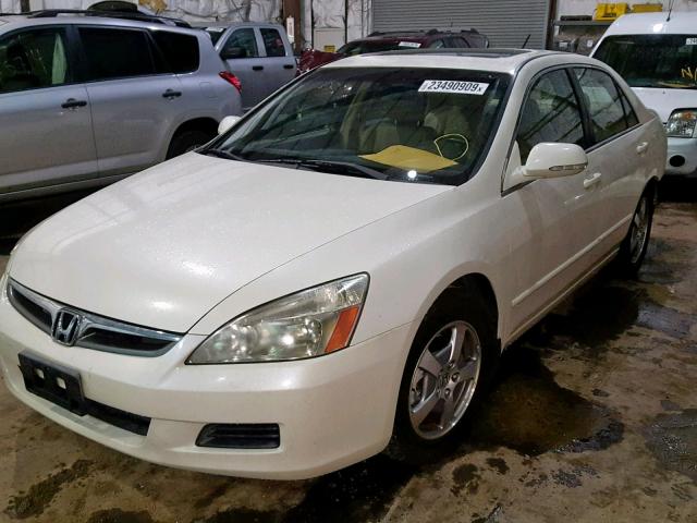 JHMCN36486C000120 - 2006 HONDA ACCORD HYB WHITE photo 2