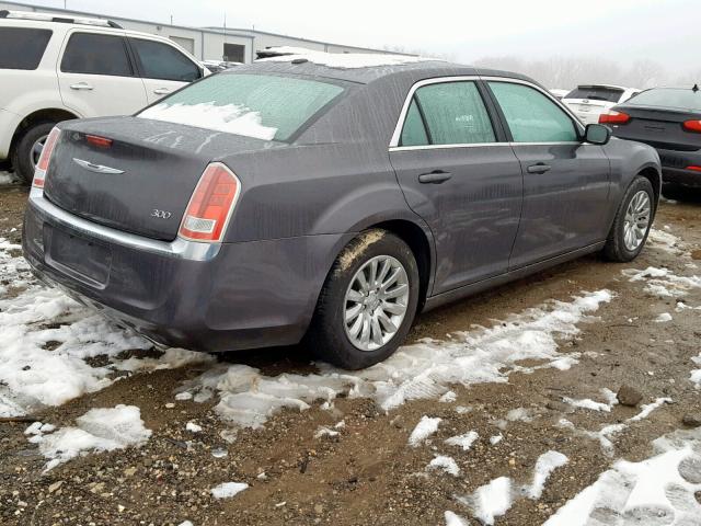 2C3CCAAGXDH626974 - 2013 CHRYSLER 300 GRAY photo 4