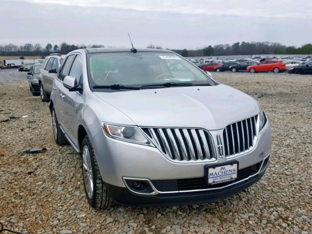 2LMDJ6JK7DBL13066 - 2013 LINCOLN MKX SILVER photo 1