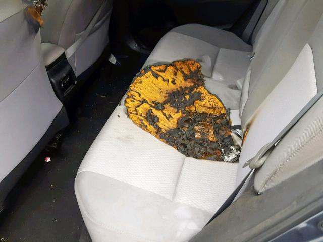 5YFBURHE4FP285415 - 2015 TOYOTA COROLLA L BLUE photo 9