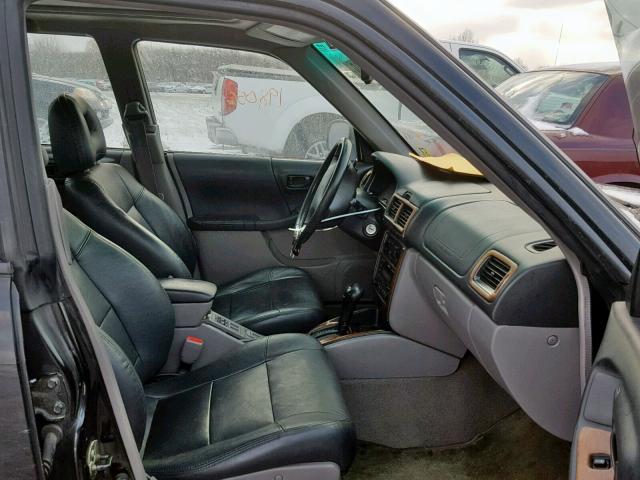 JF1SF65671H768848 - 2001 SUBARU FORESTER S BLACK photo 5