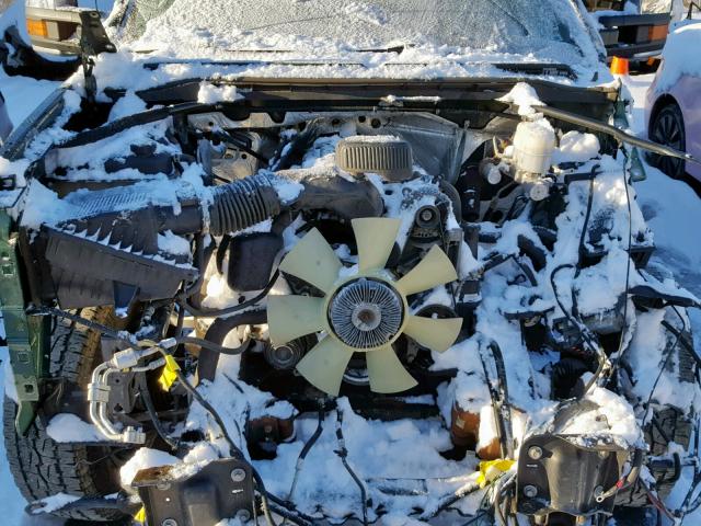 1GT12ZEG1FF550306 - 2015 GMC SIERRA K25 绿色 照片 7