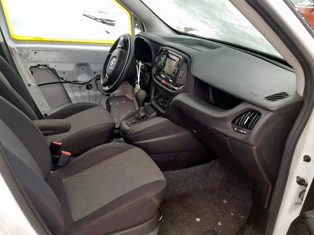 ZFBERFAT0F6195727 - 2015 RAM PROMASTER 白色 照片 5