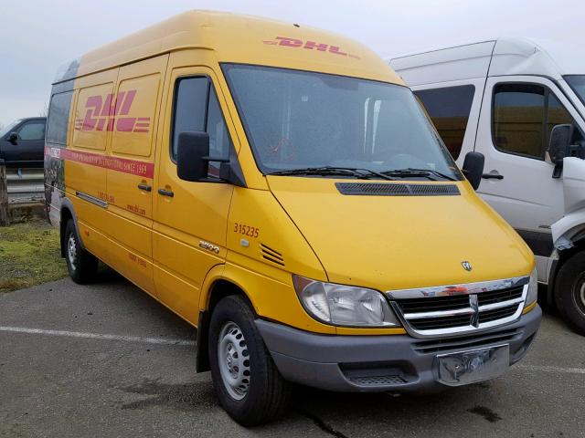 WD0PD744555792608 - 2005 DODGE SPRINTER 2 YELLOW photo 1