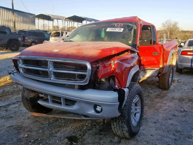 1B7HG48NX2S585019 - 2002 DODGE DAKOTA QUA RED photo 2