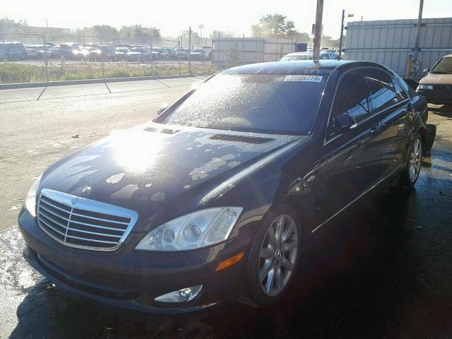 WDDNG71X97A120119 - 2007 MERCEDES-BENZ S 550 BLACK photo 2