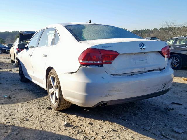 1VWBH7A37DC141846 - 2013 VOLKSWAGEN PASSAT SE WHITE photo 3