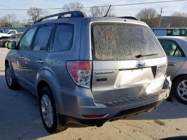 JF2SHBEC4BH708886 - 2011 SUBARU FORESTER L SILVER photo 3