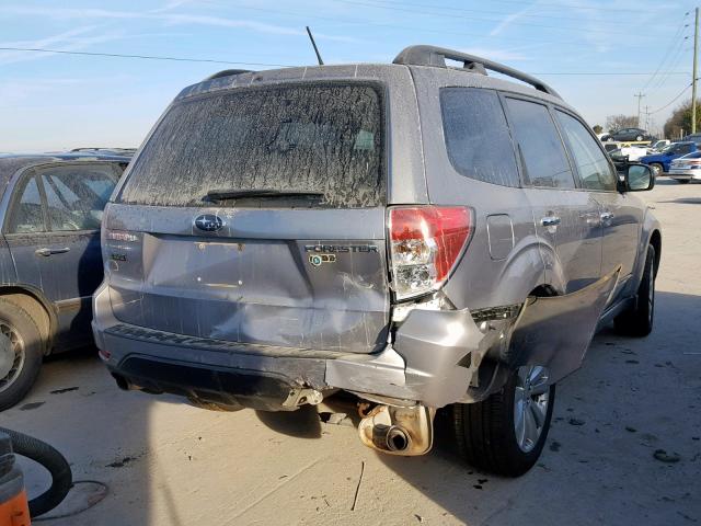 JF2SHBEC4BH708886 - 2011 SUBARU FORESTER L SILVER photo 4