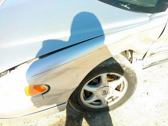 2G4WB55K811280103 - 2001 BUICK REGAL LS SILVER photo 9