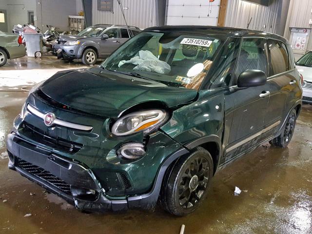 ZFBCFADH3FZ036662 - 2015 FIAT 500L TREKK GREEN photo 2