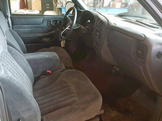 1GCCS14W61K129555 - 2001 CHEVROLET S TRUCK S1 白色 照片 5