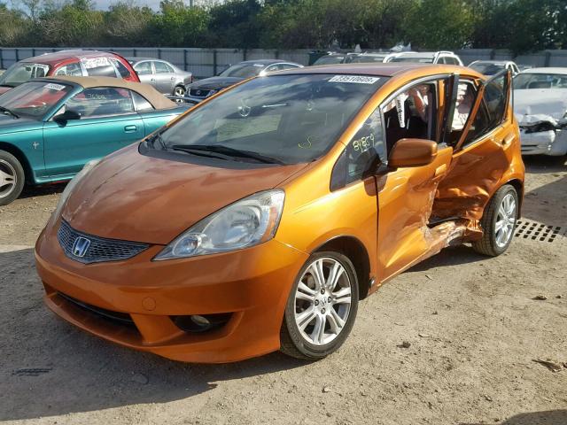 JHMGE88409S009089 - 2009 HONDA FIT SPORT ORANGE photo 2