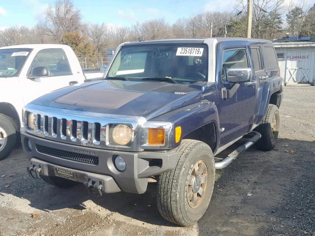 5GTDN13E478217457 - 2007 HUMMER H3 BLUE photo 2