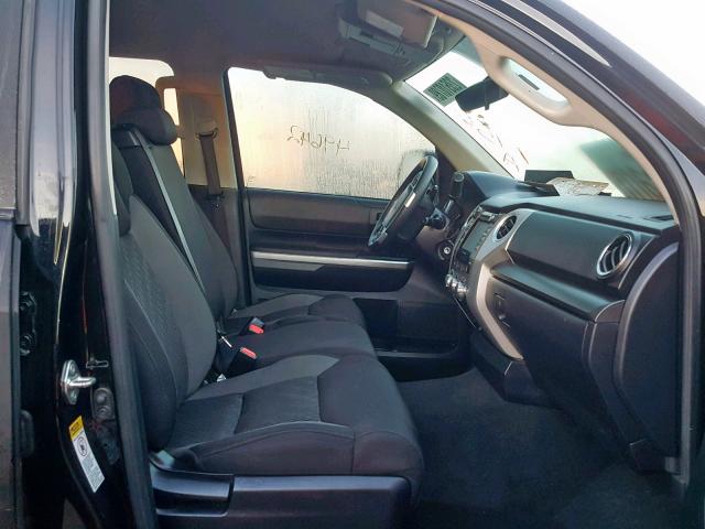 5TFEM5F12HX112146 - 2017 TOYOTA TUNDRA CRE BLACK photo 5