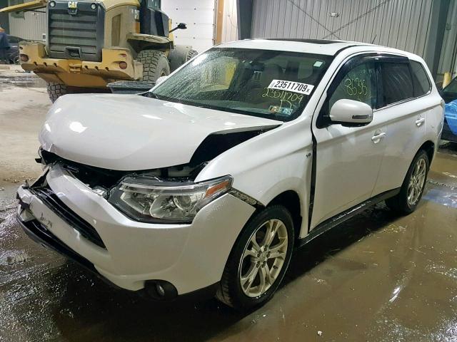 JA4JZ4AX1EZ010076 - 2014 MITSUBISHI OUTLANDER WHITE photo 2