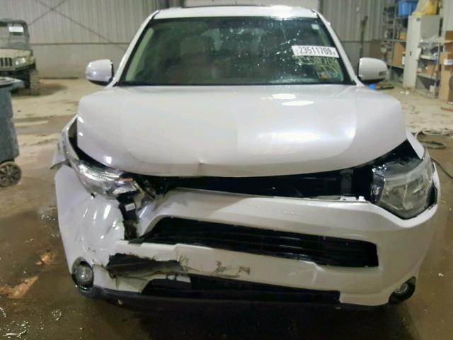 JA4JZ4AX1EZ010076 - 2014 MITSUBISHI OUTLANDER WHITE photo 7