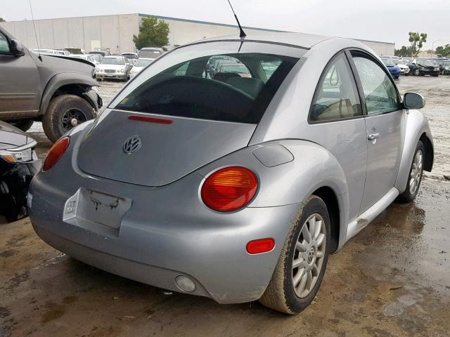 3VWCK31C05M417752 - 2005 VOLKSWAGEN NEW BEETLE Gümüş foto 4