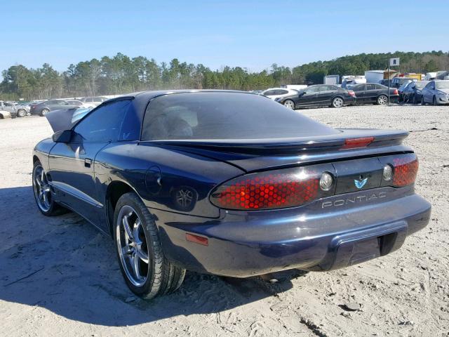 2G2FS22KXY2124497 - 2000 PONTIAC FIREBIRD BLUE photo 3
