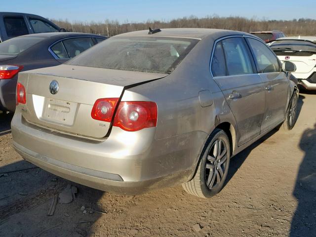 3VWST81K66M758524 - 2006 VOLKSWAGEN JETTA TDI TAN photo 4