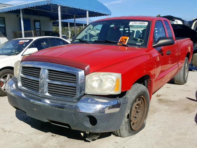 1D7HE42N35S308236 - 2005 DODGE DAKOTA SLT RED photo 2