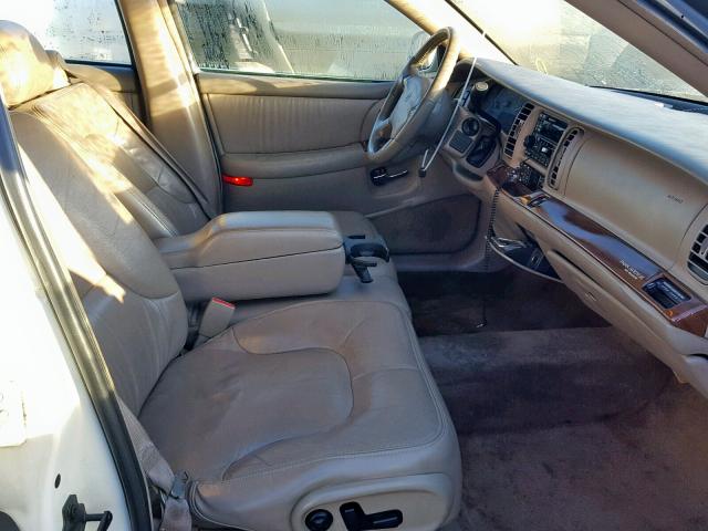 1G4CW54K834143212 - 2003 BUICK PARK AVENU WHITE photo 5