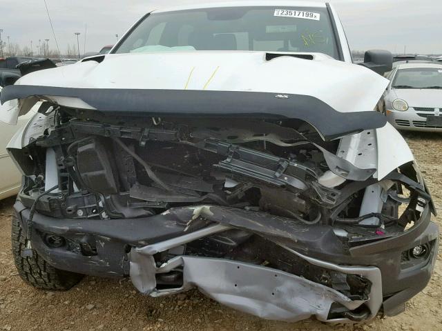 1C6RR7YT4GS255373 - 2016 RAM 1500 REBEL თეთრი ფოტო 9