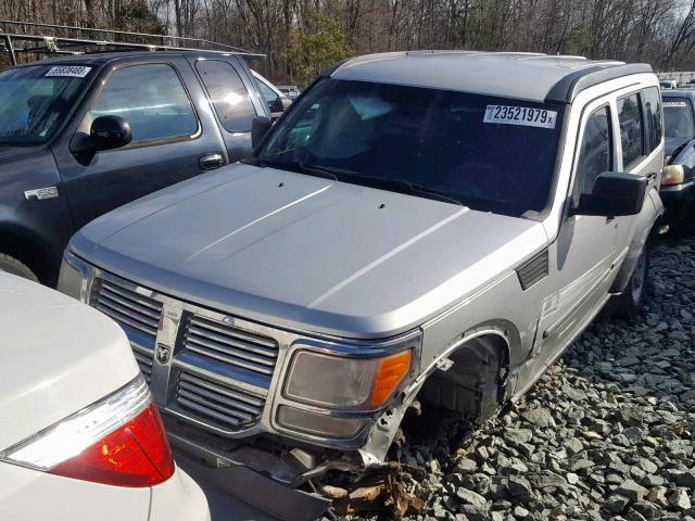 1D8GU28K78W188627 - 2008 DODGE NITRO SXT SILVER photo 2