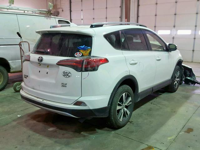 JTMRFREV4JJ729306 - 2018 TOYOTA RAV4 ADVEN WHITE photo 4