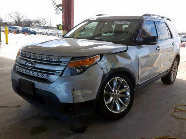 1FMHK7D85BGA42563 - 2011 FORD EXPLORER X SILVER photo 2