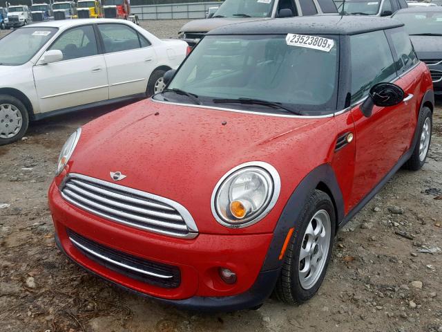 WMWSU3C52DT683200 - 2013 MINI COOPER RED photo 2