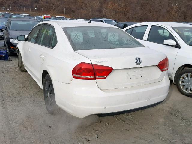 1VWAP7A30DC006951 - 2013 VOLKSWAGEN PASSAT S WHITE photo 3