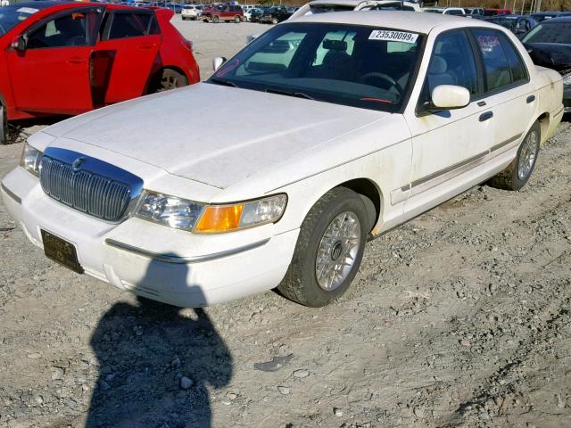 2MEFM74W6YX623950 - 2000 MERCURY GRAND MARQ WHITE photo 2