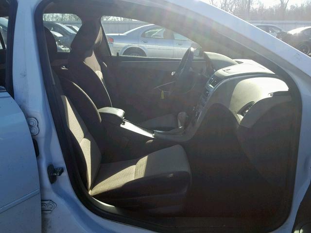 1G1ZB5E02CF242192 - 2012 CHEVROLET MALIBU LS WHITE photo 5