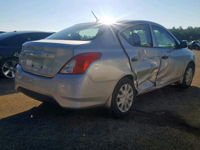 3N1CN7AP5FL812931 - 2015 NISSAN VERSA S SILVER photo 4