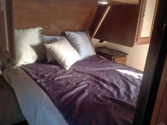 4X4TSBG28HU081757 - 2017 WILDWOOD HEMISHPERE Двухцветный фото 5