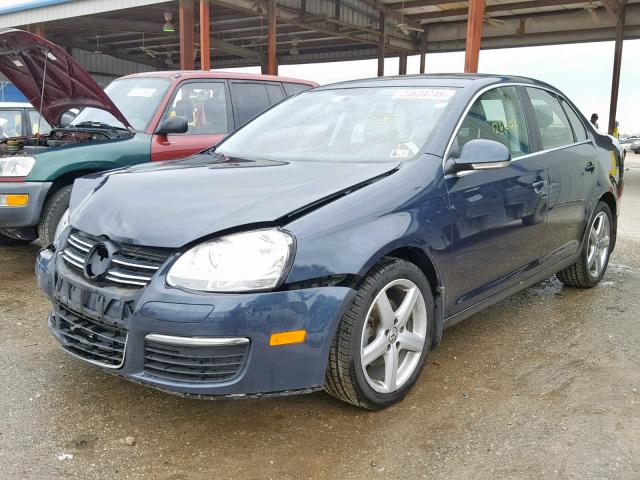 3VWRL7AJXAM117899 - 2010 VOLKSWAGEN JETTA TDI BLUE photo 2