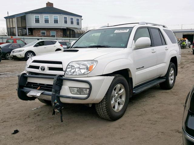 JTEBU14R848026747 - 2004 TOYOTA 4RUNNER SR WHITE photo 2