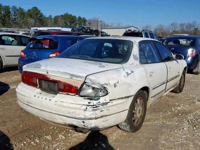 2G4WB52K0X1492815 - 1999 BUICK REGAL LS WHITE photo 4