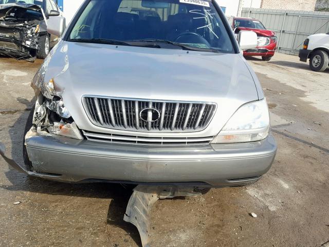 JTJGF10U210089154 - 2001 LEXUS RX 300 SILVER photo 7